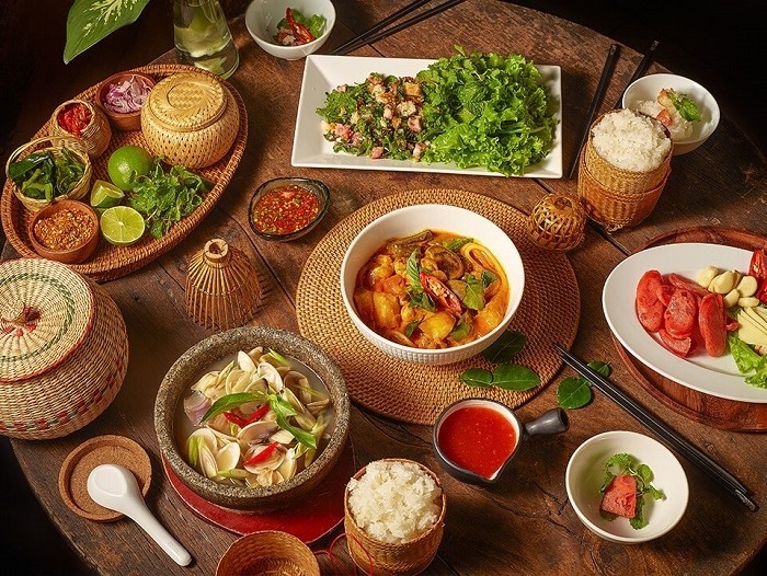 THƯỞNG THỨC VĂN HÓA VÀ ẨM THỰC